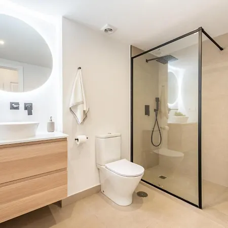 Senorio De Aloha 3 Bedroom Duplex Within Walking Distance To Puerto Banus *