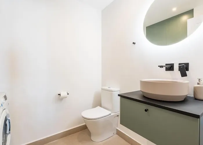 Senorio De Aloha 3 Bedroom Duplex Within Walking Distance To Puerto Banus דירה *